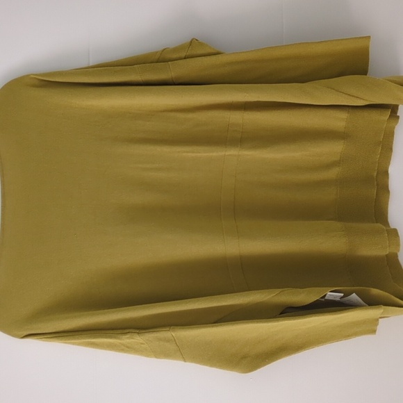 Planet by Lauren G.Oversized lagenlook 🍋‍🟩green side slits pimacotton pullover - Picture 5 of 5